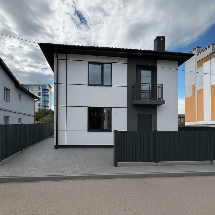 Продається готовий будинок в центрі Івано-Франкіська - фото 1