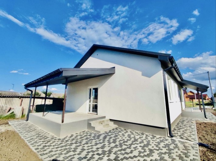 Будинок 92м2 на 6 сотках з терасою 2км від Центру - фото 1