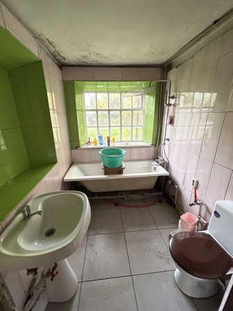 Продам будинок у Крюкові ТЕРМІНОВО - фото 1