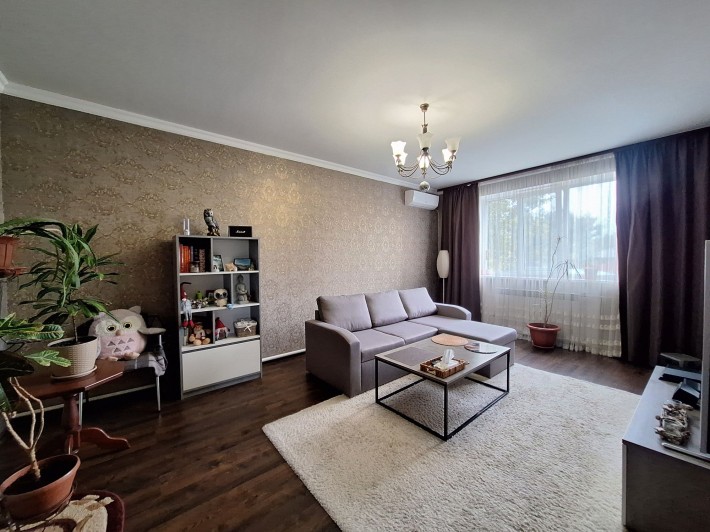 Будинок з гаражом, ГАЗОМ +8 с м.Бориспіль права сторона еВІдновлення - фото 1