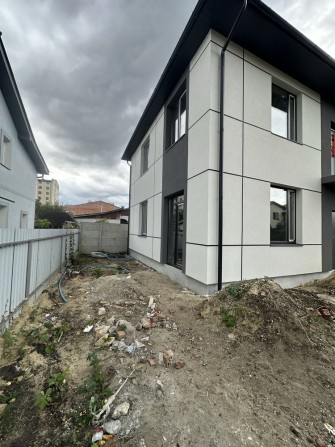 Продається будинок в центрі міста - фото 1