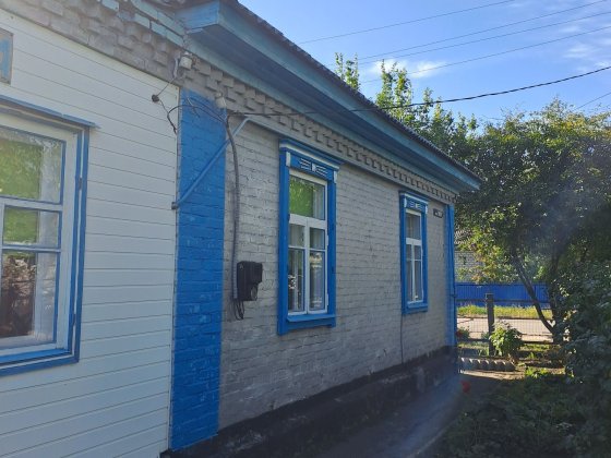 Продам капитальный кирпичный дом Кременчуг