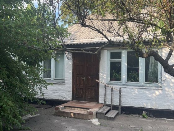 Продаж цегляного будинку на 12 сотках в м. Бориспіль Бориспіль