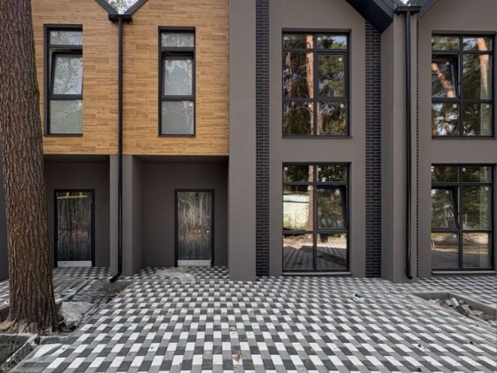 90000$ Готовий таун в Бучі! Поруч парк