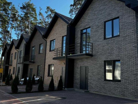 Продаж Таунхауса в затишній Бучі Газ Центральні комунікаціі Буча