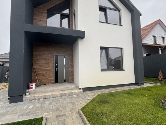 Окремий двоповерховий будинок в Ірпені в котеджному містечку Ірпінь