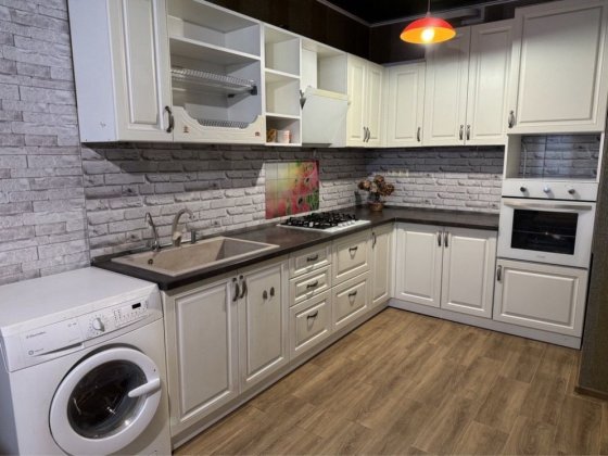 Таунхаус в центрі міста Буча