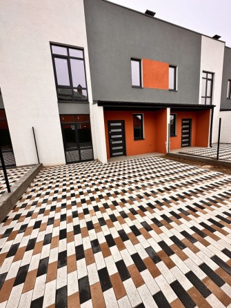 Таунхаус великою ділянкою. - фото 1