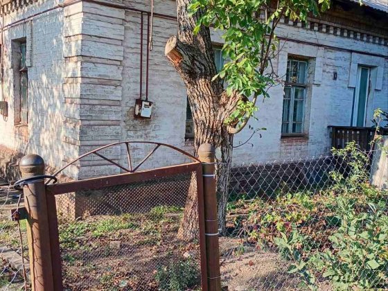 Продам дом на КРЕСЕ торг уместен. Кривий Ріг