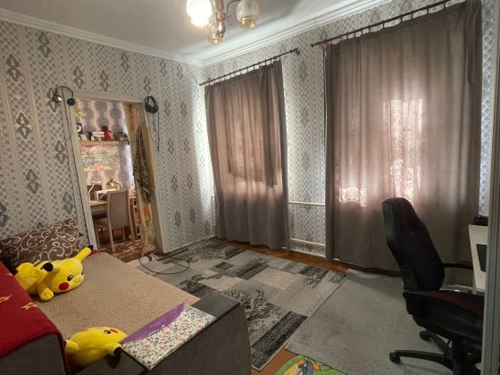 Продам дом возле центрального рынка Кривий Ріг