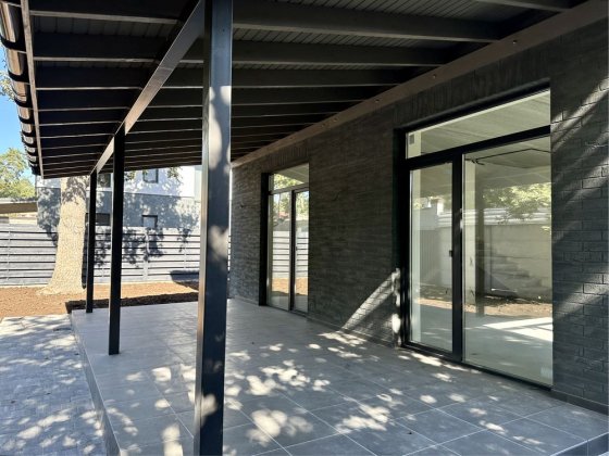 Купити будинок з газом під ремонт  у лісоіій Бучі Буча