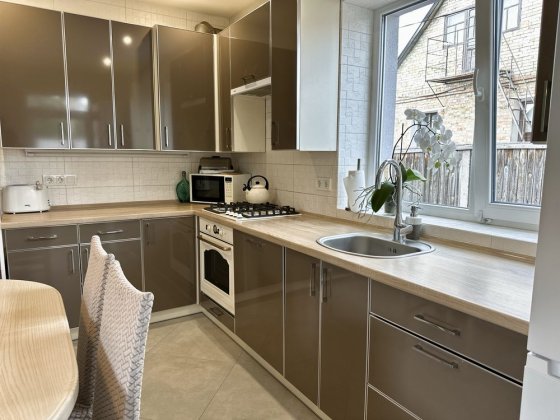 Будинок з ремонтом на ділянці 4,5 сотки! Ирпень