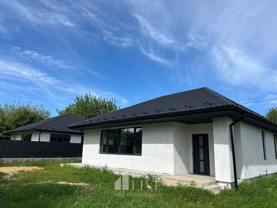 Продаж будинку у місті Луцьк (район Дубнівської) Луцк