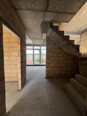 Новий таунхаус в м. Ірпінь ! Класна локація! Є розтермінування! - фото 1