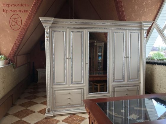 Продам будинок 3 поверхи. Під офіс або житло Кременчук