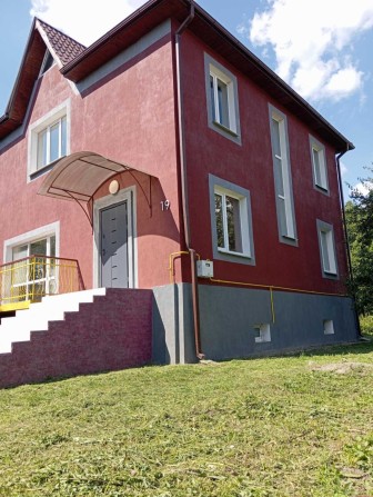 Продается тёплый дом коттедж с подвальными помещениями - фото 1