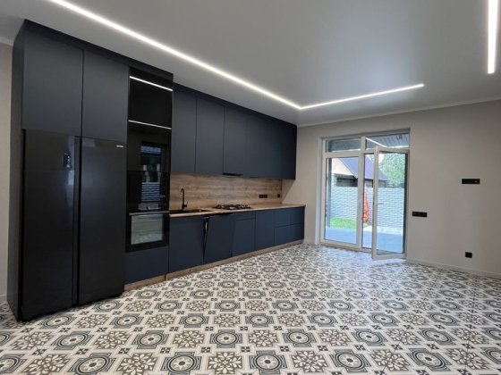 Одноповерховий БУДИНОК з РЕМОНТОМ в Лісовій Бучі Буча