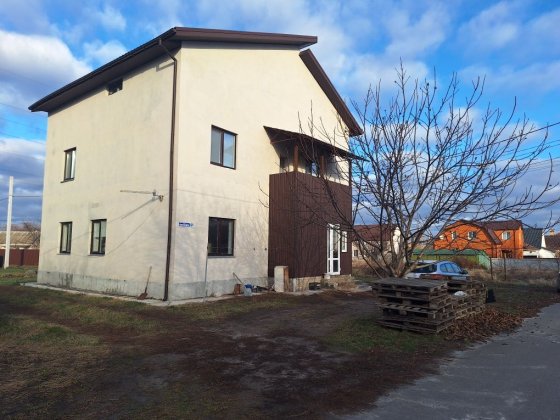 Будинок 200м на 2 окремі ходи для 2х сімей  +5 соток Бориспіль Бориспіль