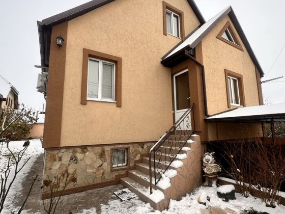 Продам будинок р-н ветлікарні Борисполь Бориспіль