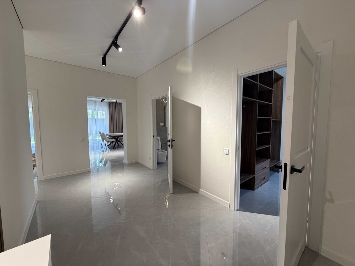 ПРОДАМ Будинок Дизайнерський ремонт Лісова Буча Розтермінування Є ГАЗ - фото 1