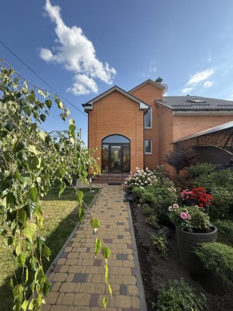 Продається будинок 200 м² у місті Бориспіль - фото 1