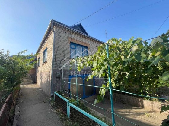 Продаж великого та затишного будинку на 17 кварталі Кривий Ріг