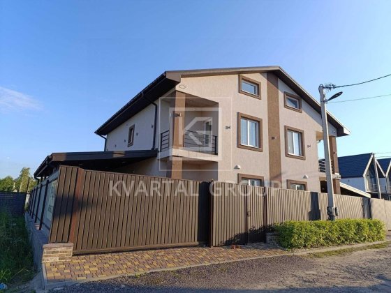 Великий дуплекс біля Києва Ірпінь