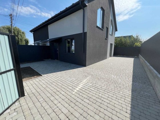 Дуплекс в центрі 5 хв пішки до залізничного вокзалу Буча