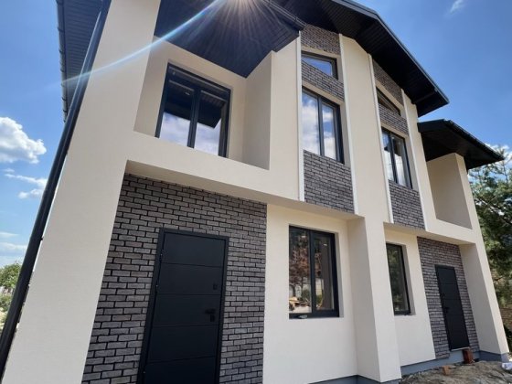 Дуплекс 125м з газом на ділянці 3 сотки Ирпень