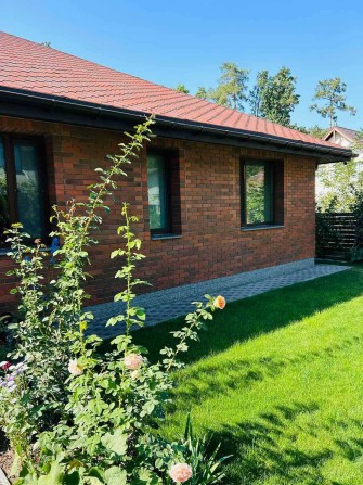 Будинок з ремонтом, меблями та технікою в Бучі - фото 1