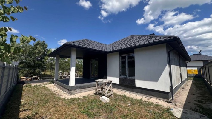 Будинок у розкішній локації Бучі. Внутрішні роботи зроблені. - фото 1