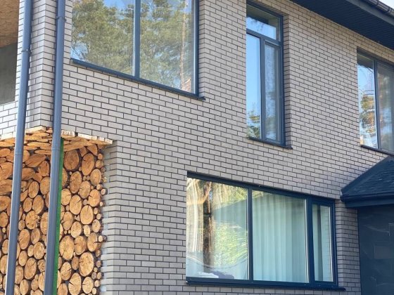 Дом с РЕМОНТОМ на 10 сотках в Лесном Ирпене! Ирпень