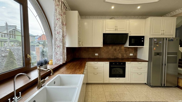 БУДИНОК з бомбосховищем БУЧА  220000 - фото 1