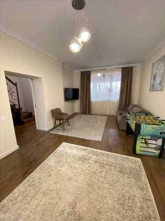 Сучасний будинок на Браїлках - фото 1