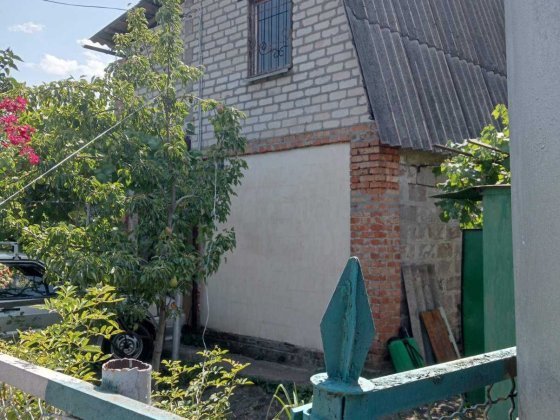 Продается дача з великим садом . Торг Кривий Ріг
