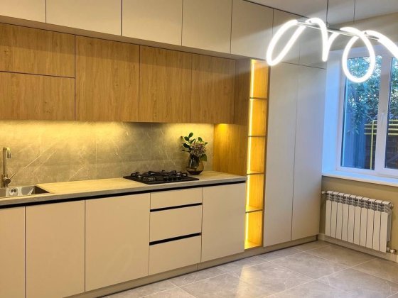 Таунхаус з ремонтом, з меблями та технікою. Ирпень