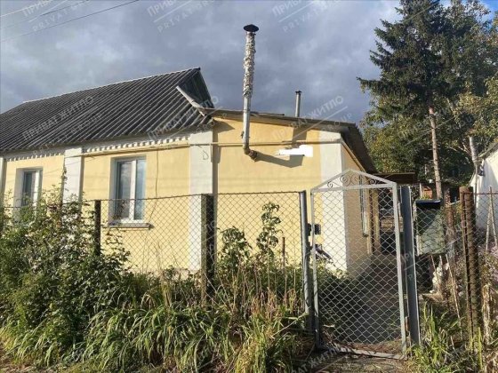 Частина будинку з окремим двором! Полтава