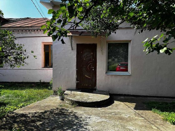 Продаж частини будинку з ділянкою 13 соток. Центр Бучі. ID:743 Буча