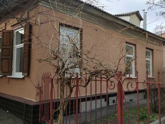 Частина будинку в районі Березового скверу (центр) Полтава