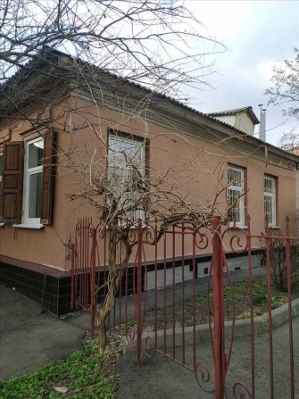 Частина будинку в районі Березового скверу (центр) - фото 1