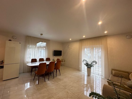 Продам двоповерховий будинок з ремонтом, меблями і технікою! Ірпінь