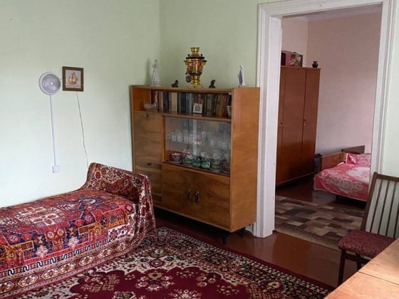 Продаж 2 кімнатної квартири на землі. Майже центр міста Ровно