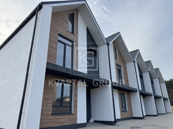 Кутовий Таунхаус без ремонту Ирпень