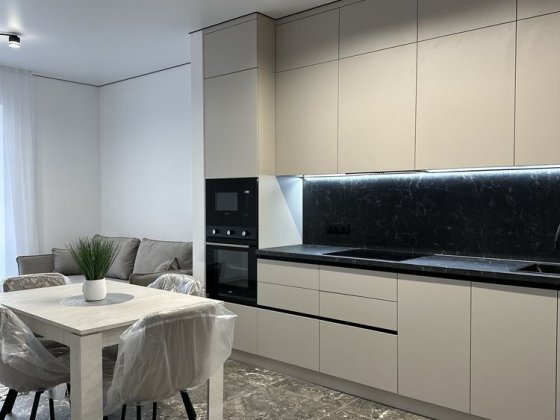 Сучасний котедж з готовим ремонтом, Макарова Рівне