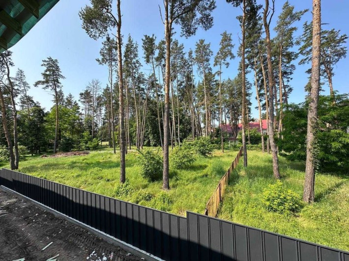 Продаж таунхаусу з окремим переднім двором біля парку Центральний! - фото 1