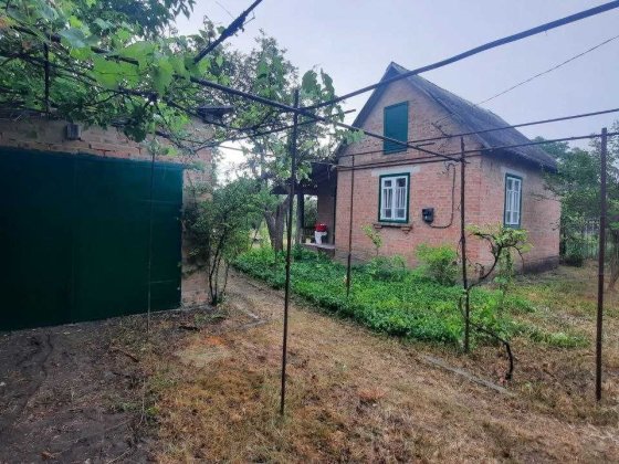 Продам дачу Вороніна на дві кімнати 5хвилин від кінцевої зупинки Полтава