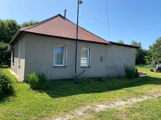 Продам будинок біля річки Полтава