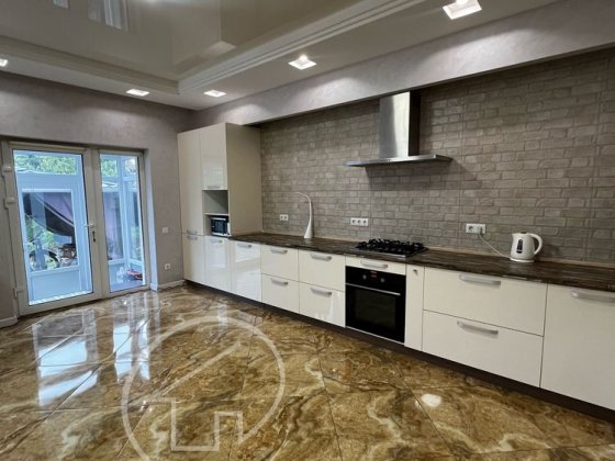 Будинок на Козацькому Сумы