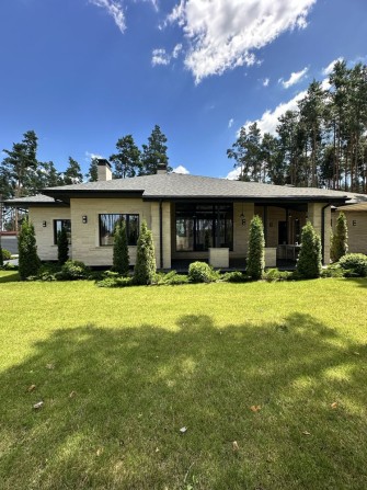 Продаж Будинку в лісовій Бучі. 285 м2 на 15 ти сотках - фото 1