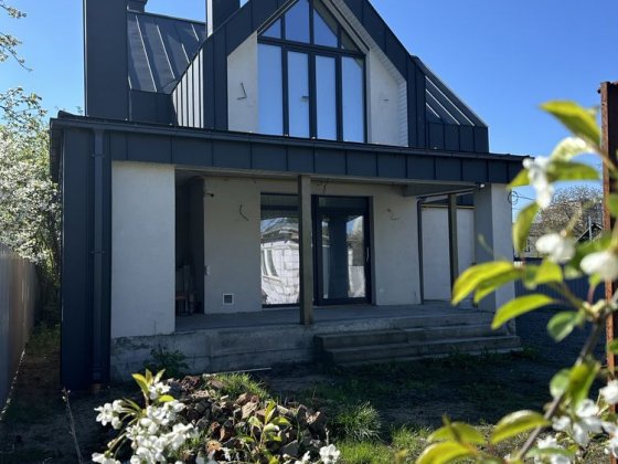 Продаж будинку в центрі вулиця Українська 135 м2 8 соток парк Незнайка Ірпінь